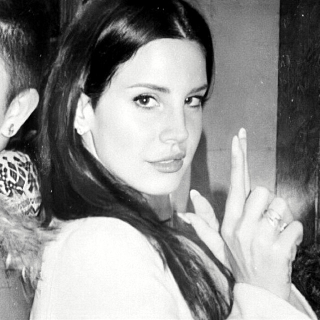 St. Tropez Party Girl