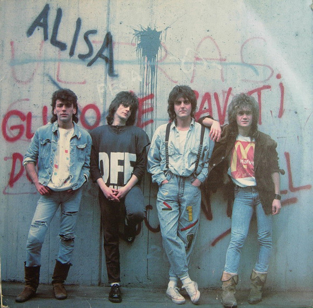 Glupo je spavati dok svira Rock'N'Roll cover art