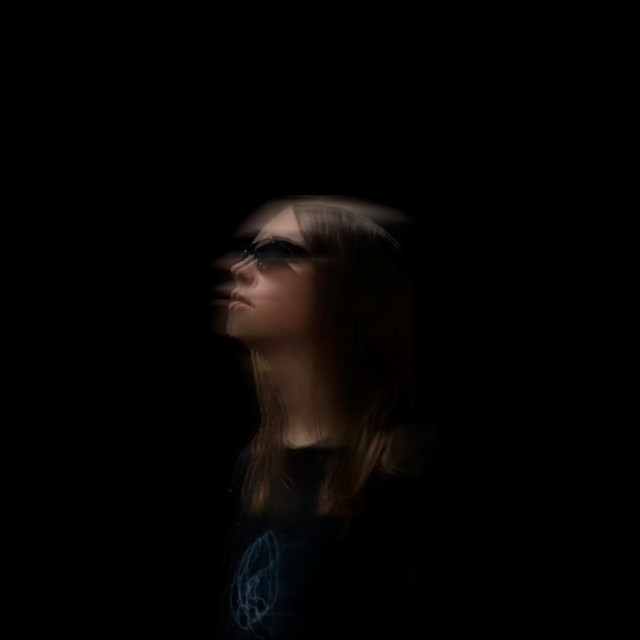 Меньше чем три cover art