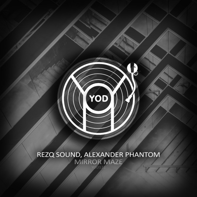 Обкладинка: Mirror Maze — RezQ Sound