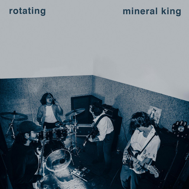 Rotating cover art
