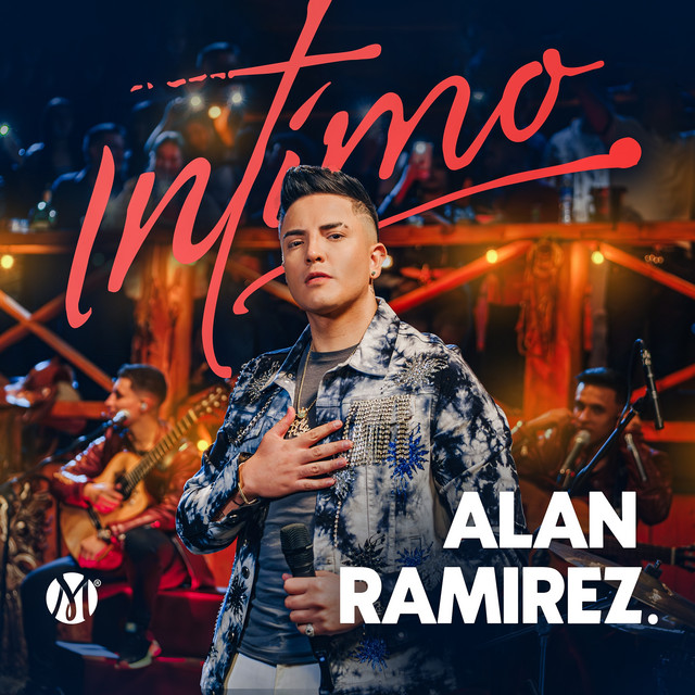 Íntimo (En Vivo) cover art