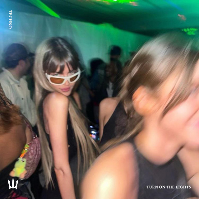 TURN ON THE LIGHTS (TECHNO)