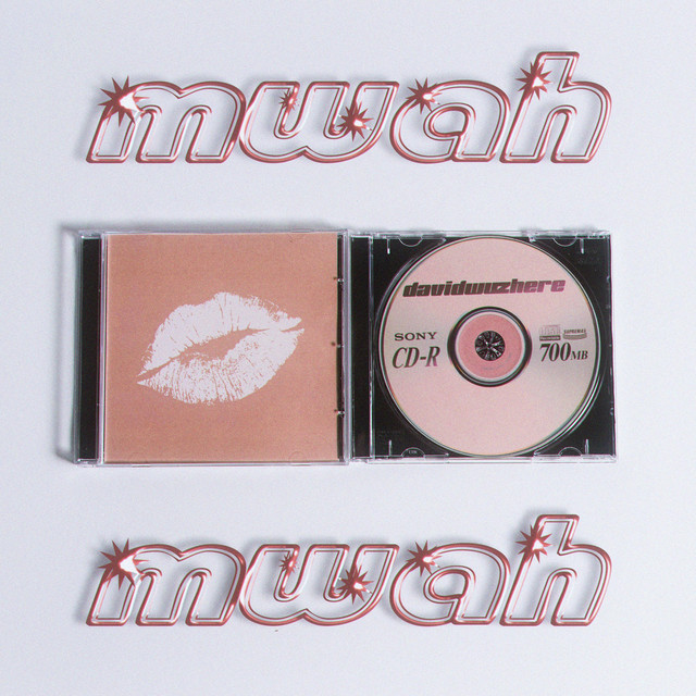 mwah