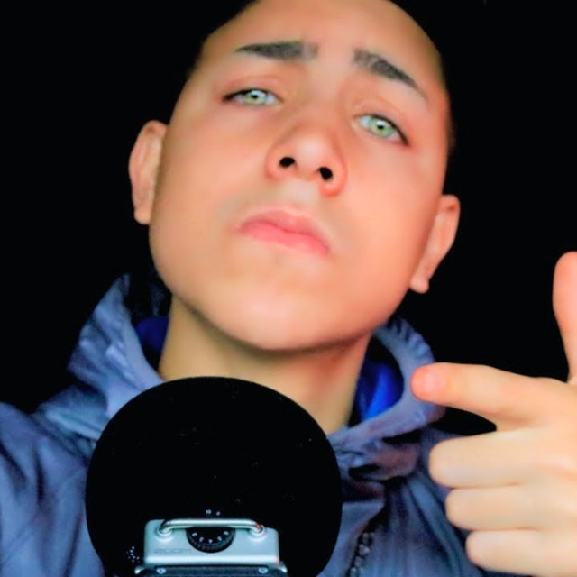 ASMR COMÉDIA Tatuador Roleplay – fazendo tatuagem (Som da maquininha – PT BR) cover art