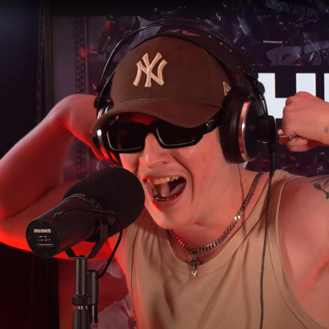 HOTTE (Radio freestyle) cover art
