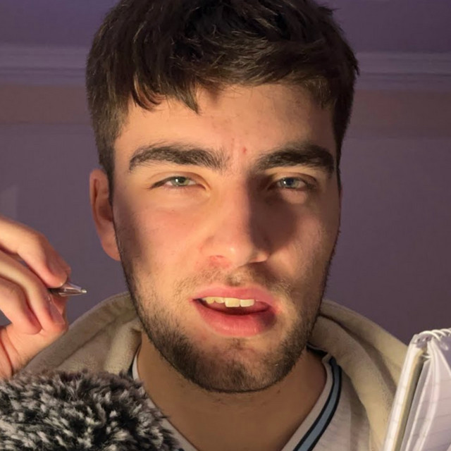 ASMR 100 Preguntas de SÍ o NO cover art