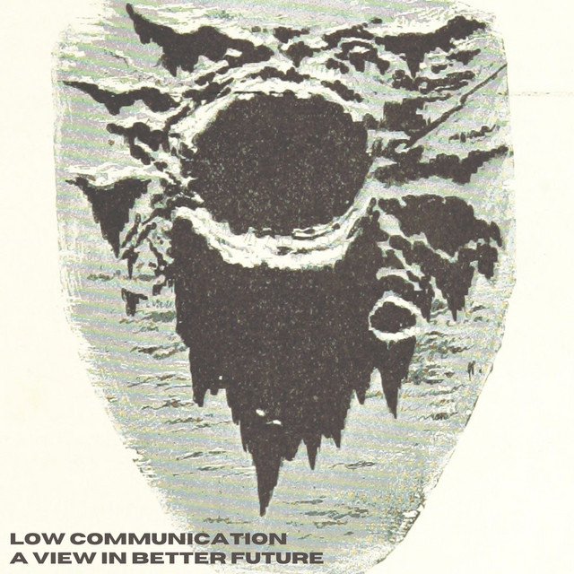 Обкладинка: Skeletons In The Closest — Low Communication