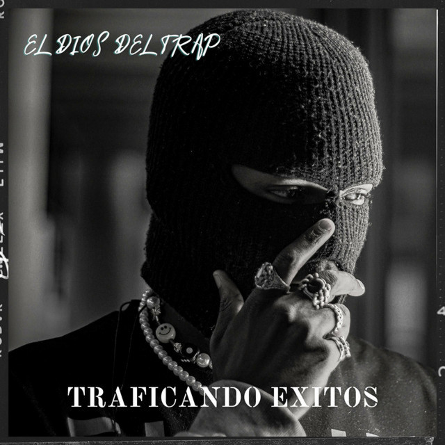 TRAFICANDO EXITOS cover art