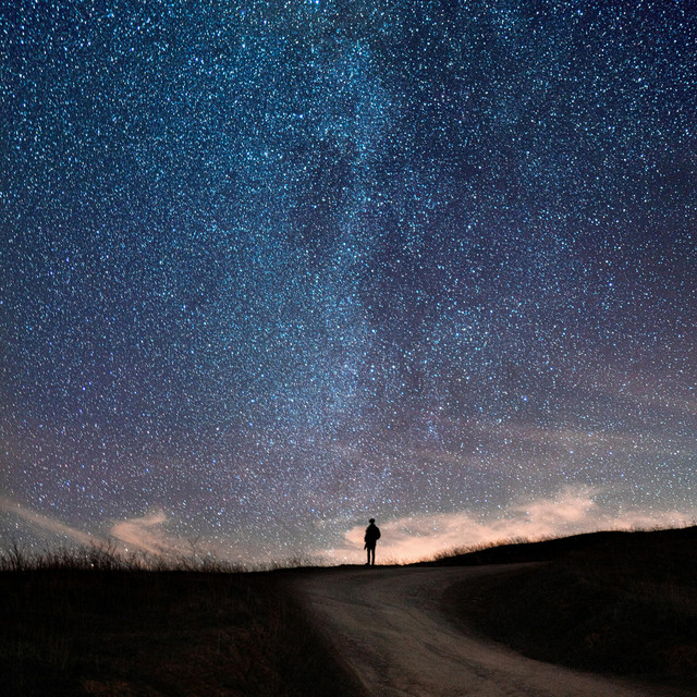 Обкладинка: Ambient and Inspiring Power Background Music (Inspirational, Interstellar) — Lesfm
