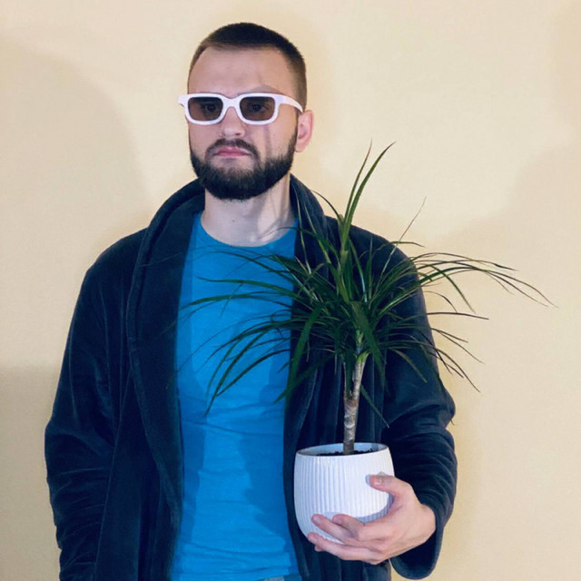 Обкладинка: діс на цукор — cybermykola