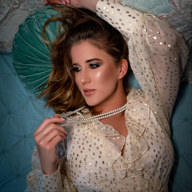 Shelley Jane Photo