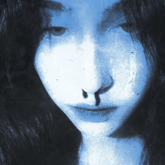 Далеко cover art
