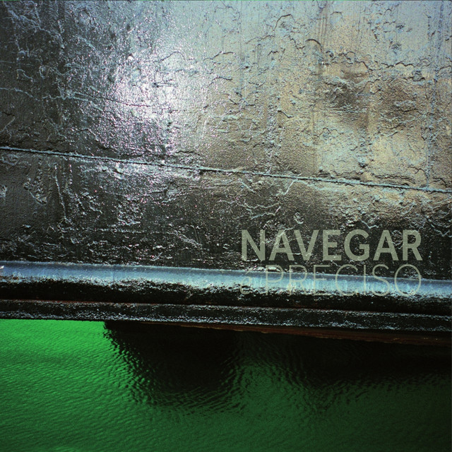 Navegar é preciso cover art