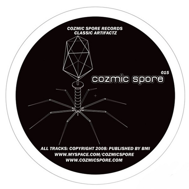Cosmzic Spore 015 cover