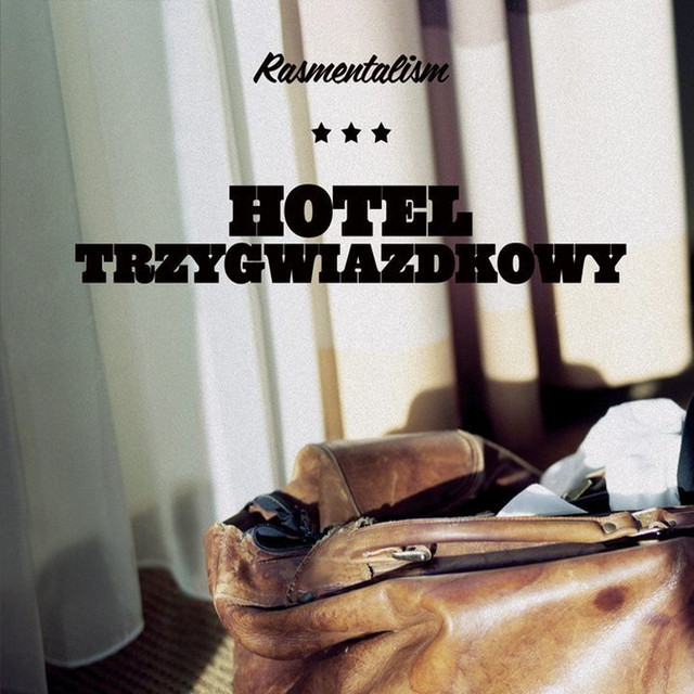 Hotel Trzygwiazdkowy cover art