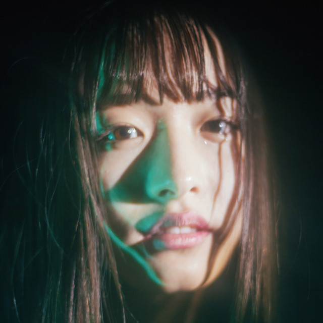 光の中を泳ぐ cover art