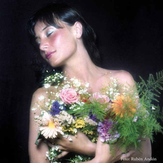 Con Los Ojos Cerrados cover art