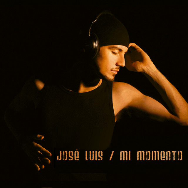 Mi Momento cover art