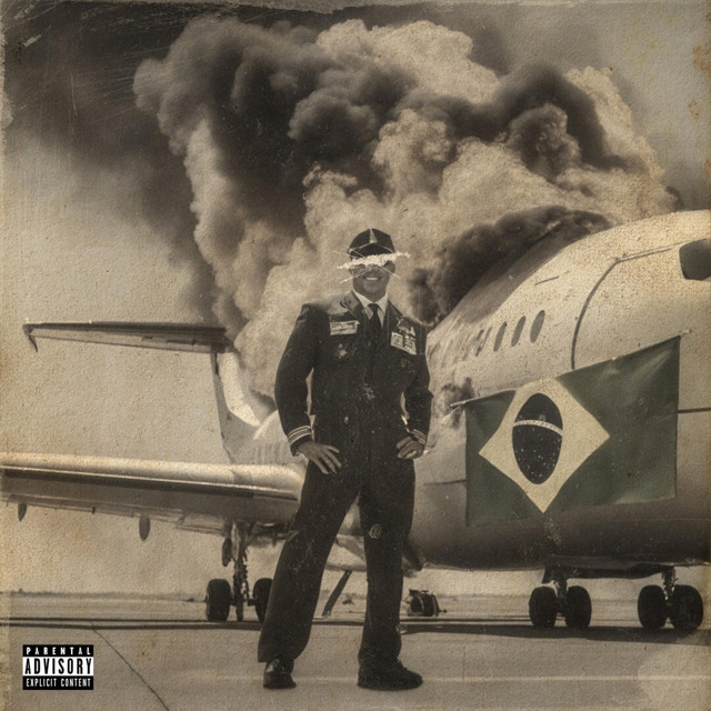 DISTANTE DE TUDO cover art