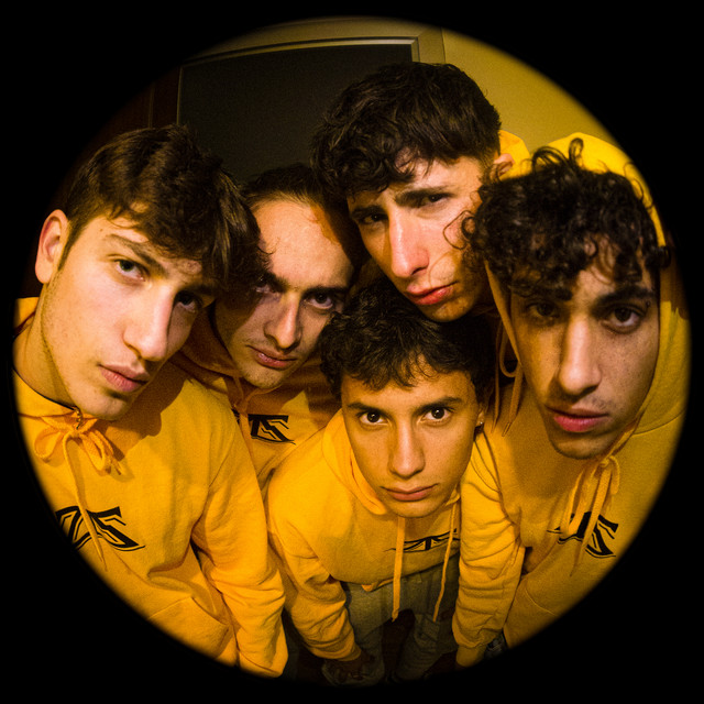CHIAVI DI CASA cover art
