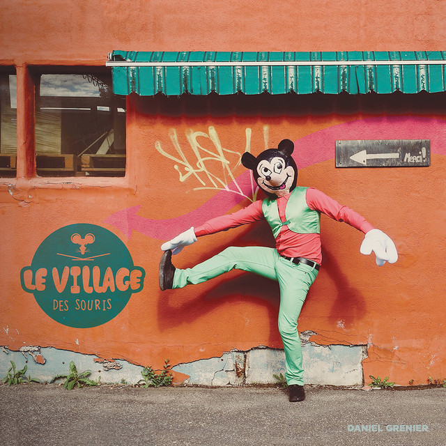 Le village des souris cover art
