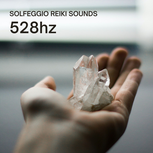528 Hz Solfeggio Reiki Sounds cover art