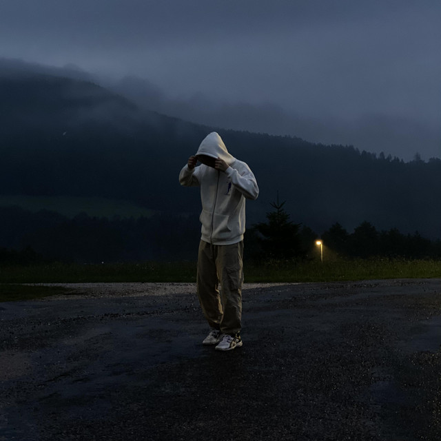 Обкладинка: far away — Keeone