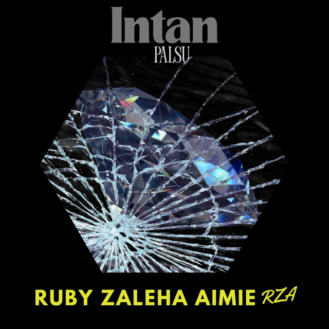 Intan Palsu