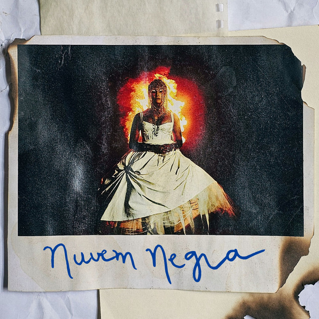 Capa de NUVEM NEGRA - Linn da Quebrada