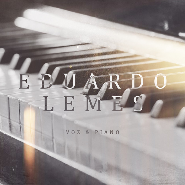 Voz & Piano cover art