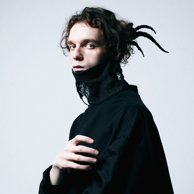ЗАКОНЧИТСЯ cover art