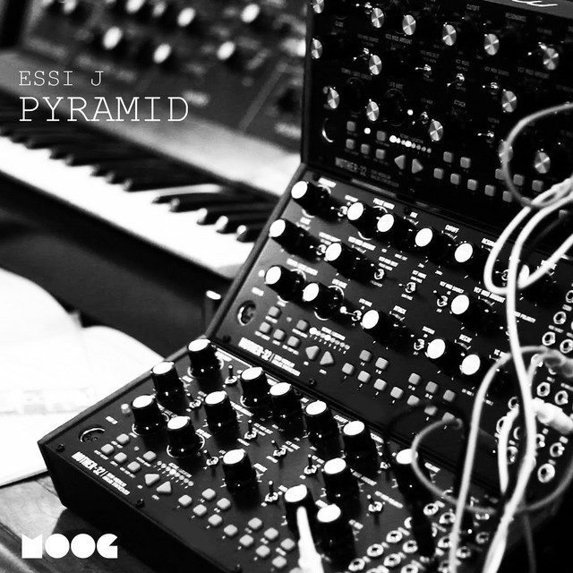 Pyramid cover