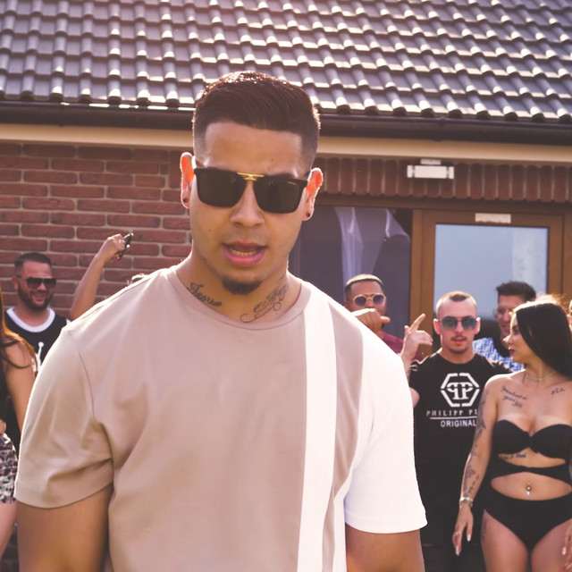 Štěstí cover art