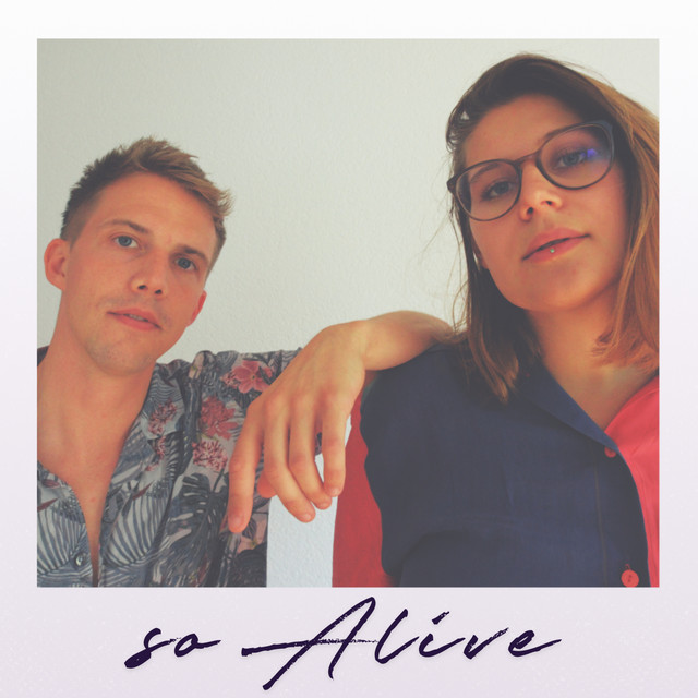 Обкладинка: So Alive — Michael Elliot