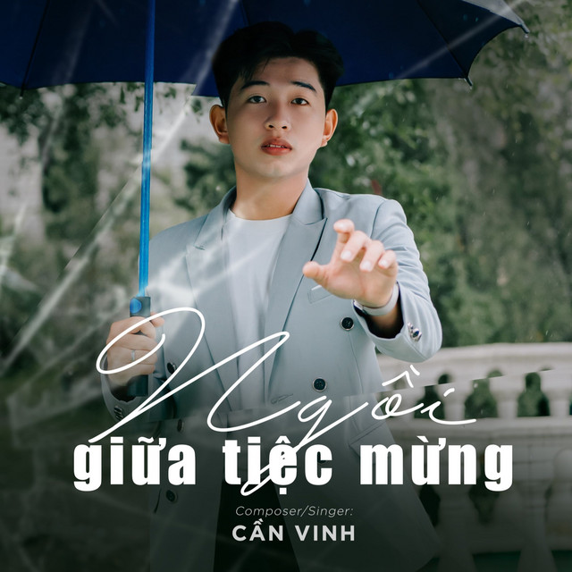 Ngồi Giữa Tiệc Mừng