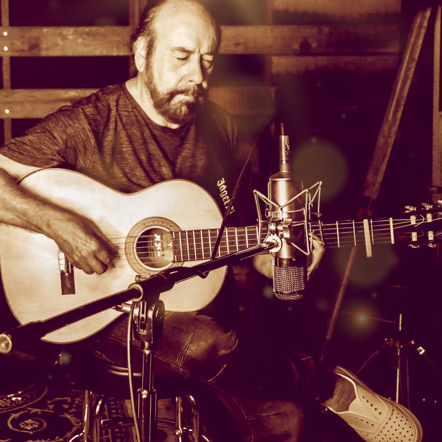 Victor Martinez Parada
