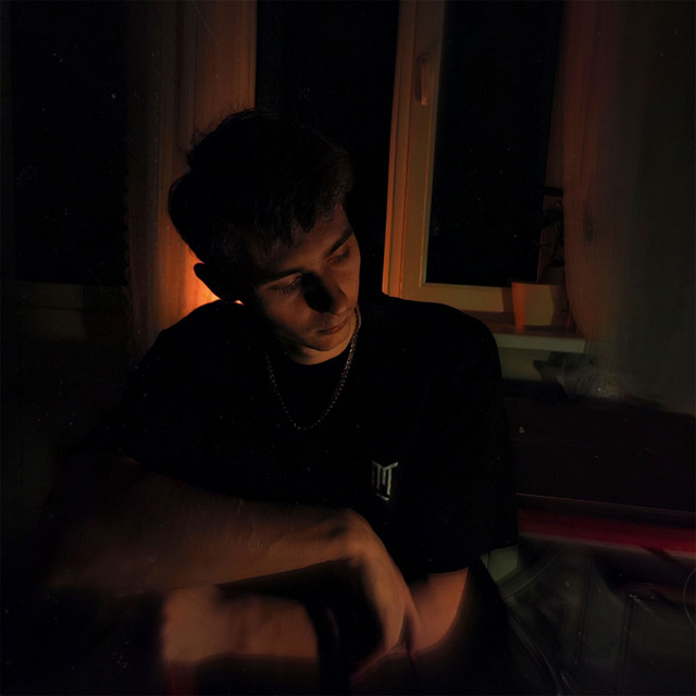 Нет меня album image