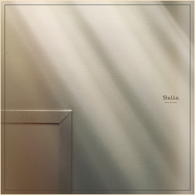 Stella by Mima Renard