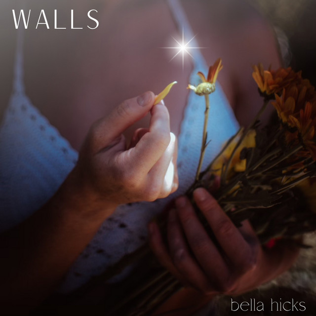 Bella Hicks