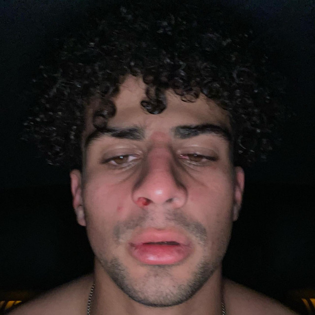 10 v 1 cover art