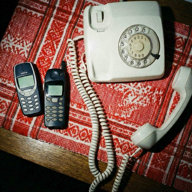 telefon cover art
