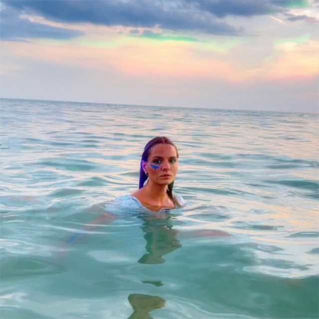 color me blue