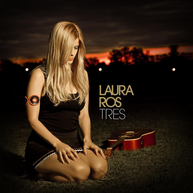 Tres cover art