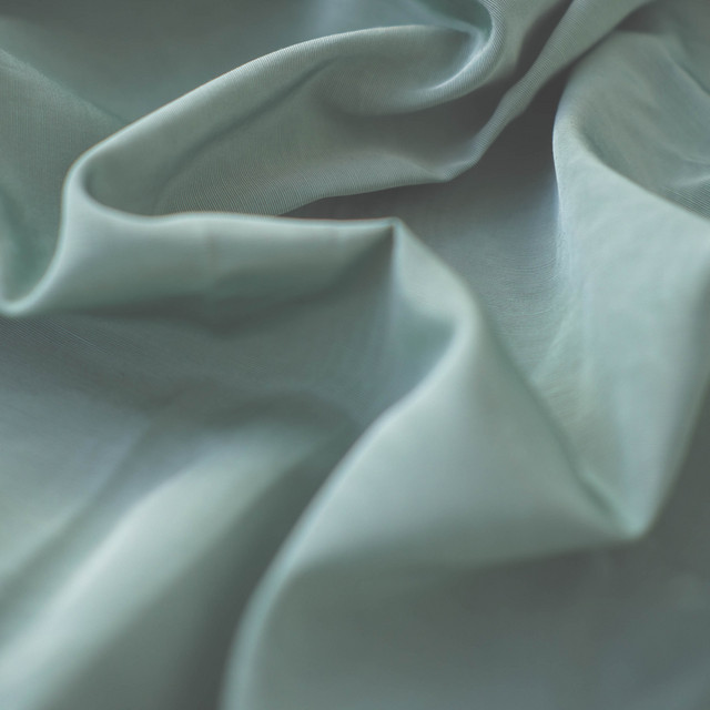 Green Noise Against Insomnia