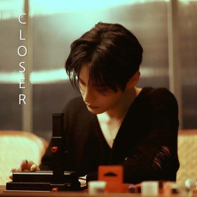 Capa de CLOSER - KIM JI WOONG