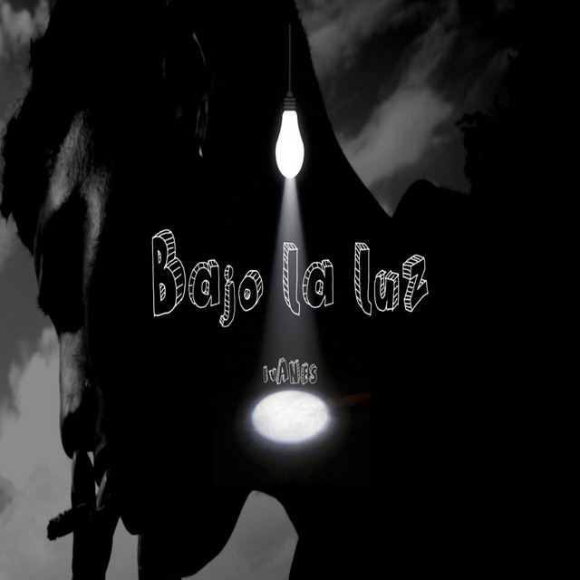 Bajo la luz cover art