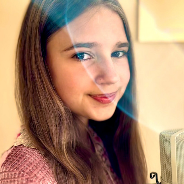 Обкладинка: Wonder — Karolina Protsenko