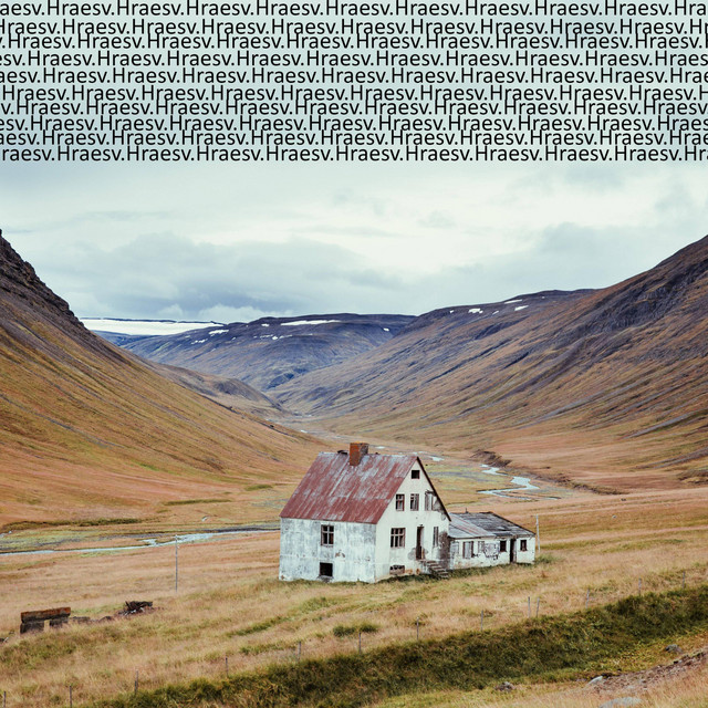 Hræ Photo