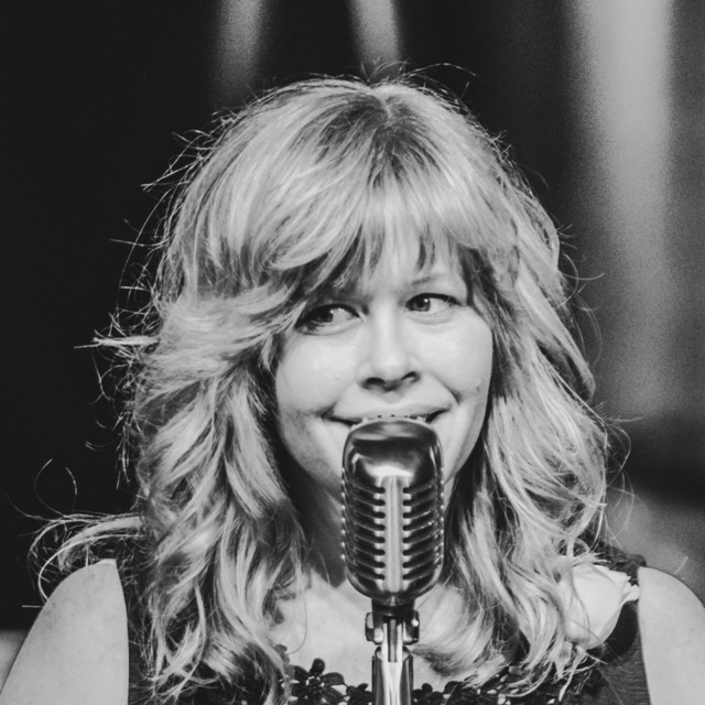 Annie Roe | Spotify